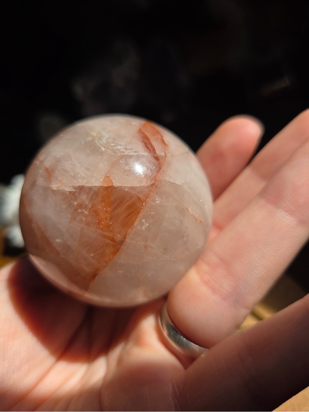 Fire quartz sphere - Picture 15 of 15